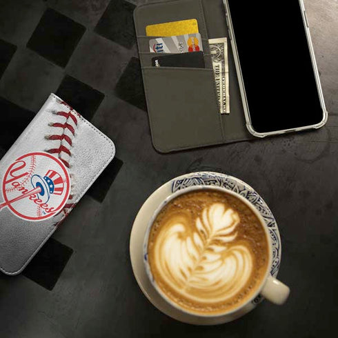 MLB New York Yankees Game Ball iPhone 15 Pro Folio Case